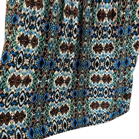 Cato Ikat Abstract Pattern Blouse XL Stretch Button Shoulder Accents Multicolor - Picture 5 of 6